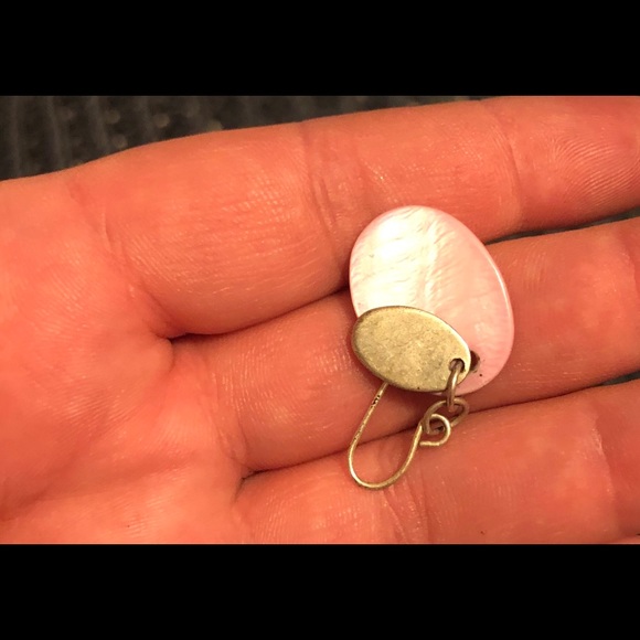 Pink dangling earrings - Picture 2 of 2